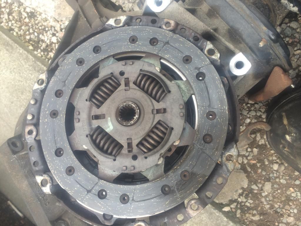 Focus Mk1 Clutch Change A Few Pics Ford Focus Club Ford Owners